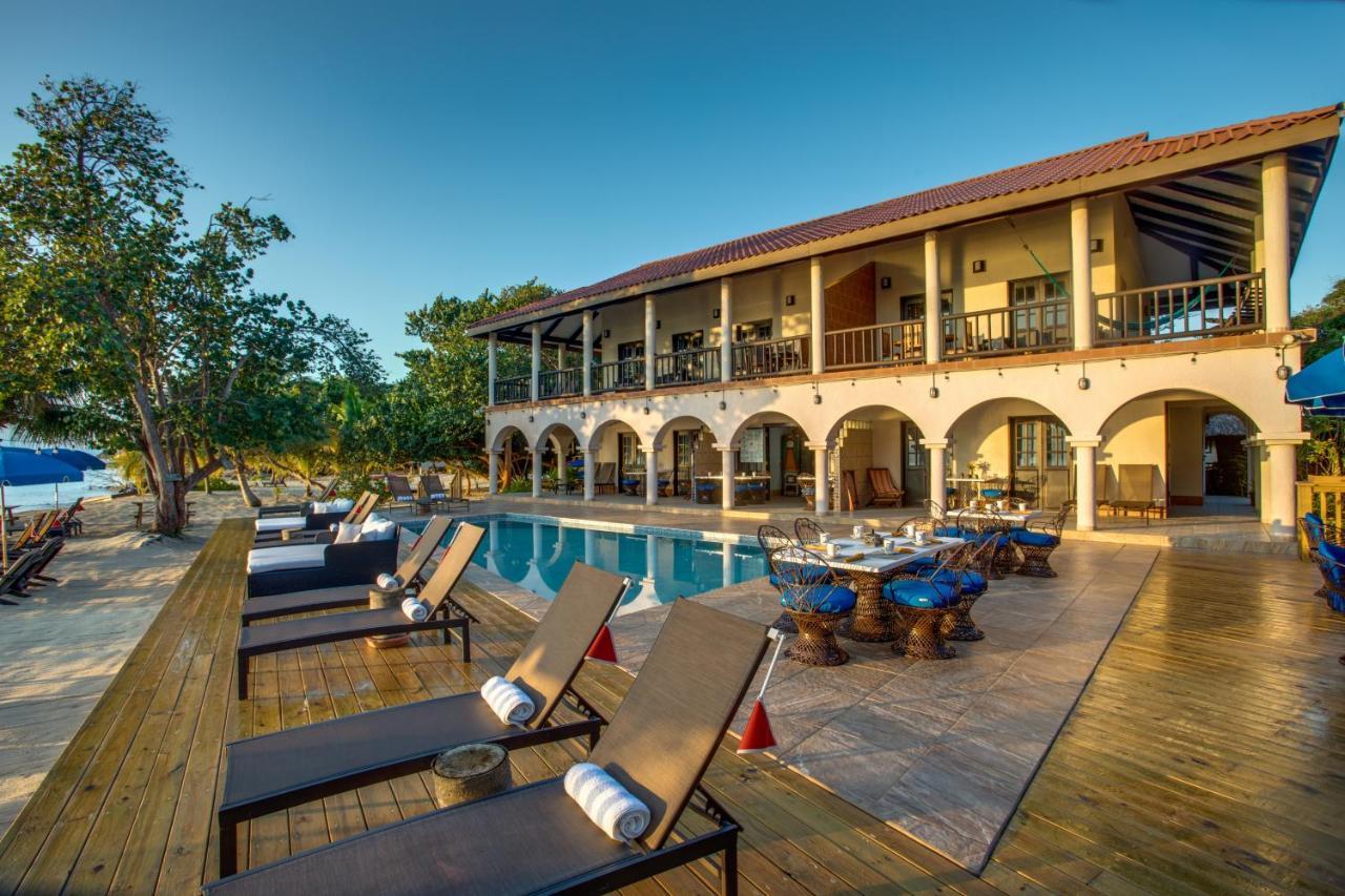 Mariposa Belize Beach Resort Placencia Exterior photo